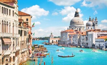 Vansol Tours - EuroQueens (Europe)